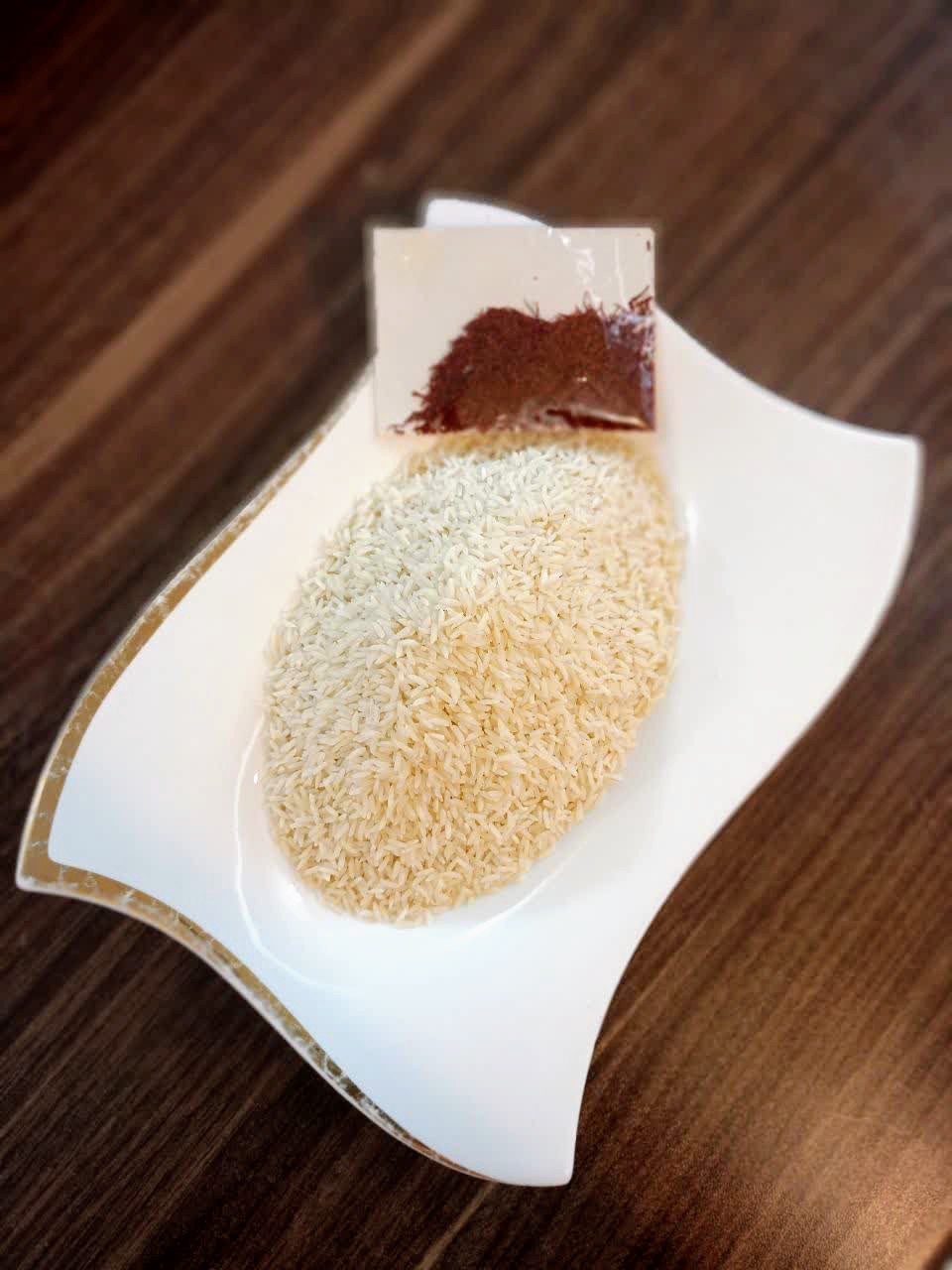 فروش برنج هاشمی دانه طلایی گیلان ممتاز